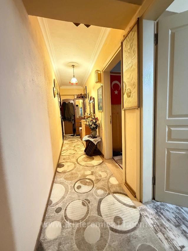 2+1 Wohnung Zum Verkauf Im Zentrum Von Seferihisar Ürkmez, 80 M2, 200 M Vom Meer Entfernt.