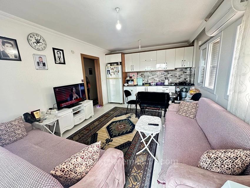 2+1 Wohnung Zum Verkauf Im Zentrum Von Seferihisar Ürkmez, 80 M2, 200 M Vom Meer Entfernt.