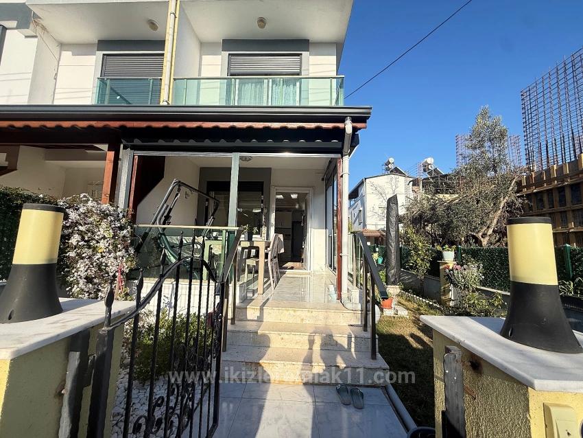 3+1 Villa Mit Garten In Meeresnähe In Doğanbey Zu Verkaufen