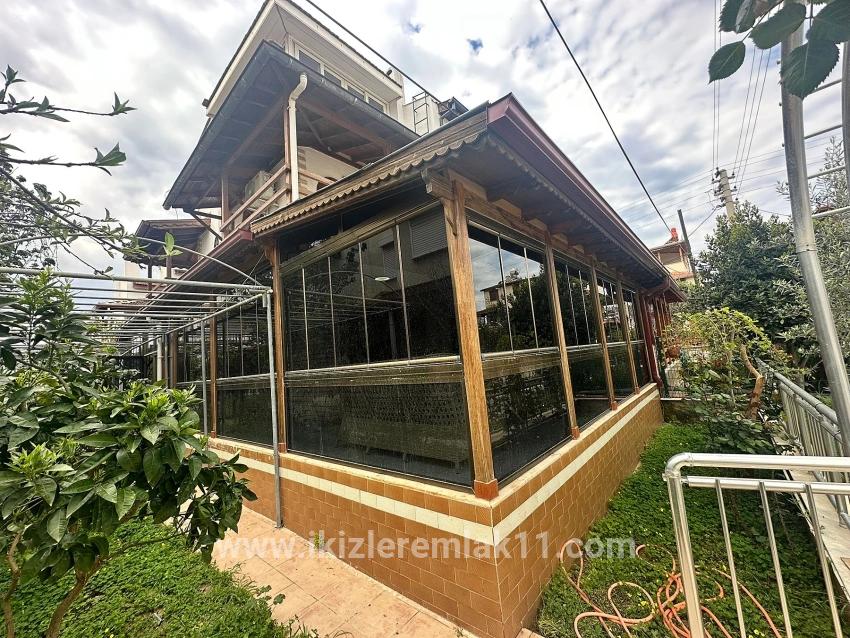 3+1-Zimmer Sommerhaus Zu verkaufen in Cumhuriyet Bz. Seferihisar Doğanbey - 160 m²