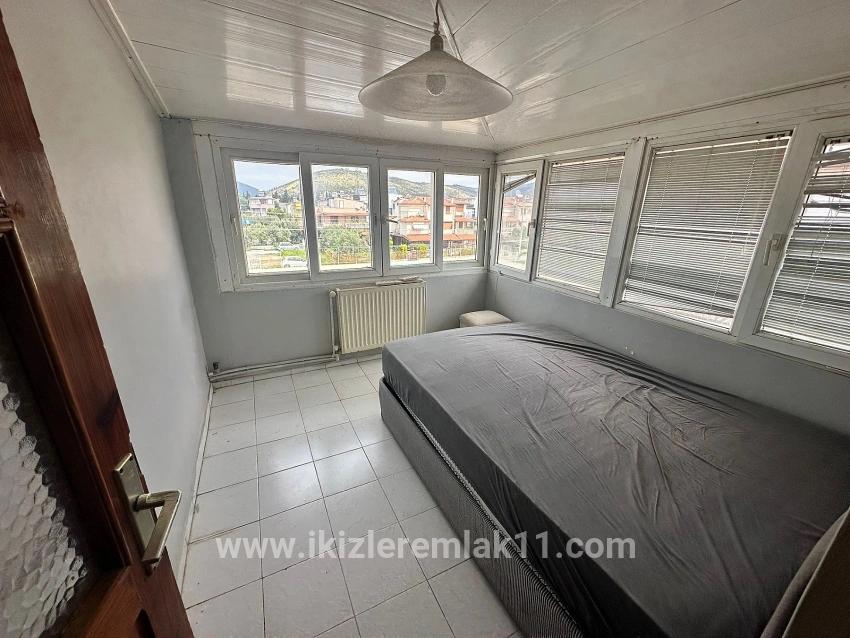 3+1-Zimmer Sommerhaus Zu verkaufen in Cumhuriyet Bz. Seferihisar Doğanbey - 160 m²