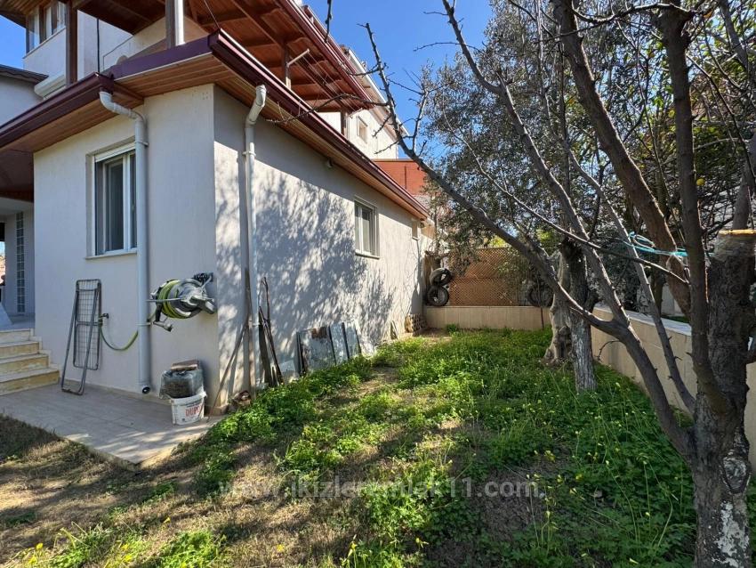 Seferihisar'cumhuriyet Bezirk, Meltem Tour Site 4+1 Villa Zum Verkauf Am Meer