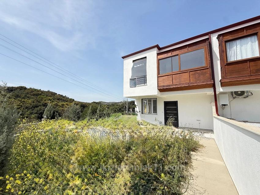 Großzügige 3+1 Villa/Sommerhaus Zum Verkauf Zu Einem Erschwinglichen Preis In Doğanbey, Seferihisar