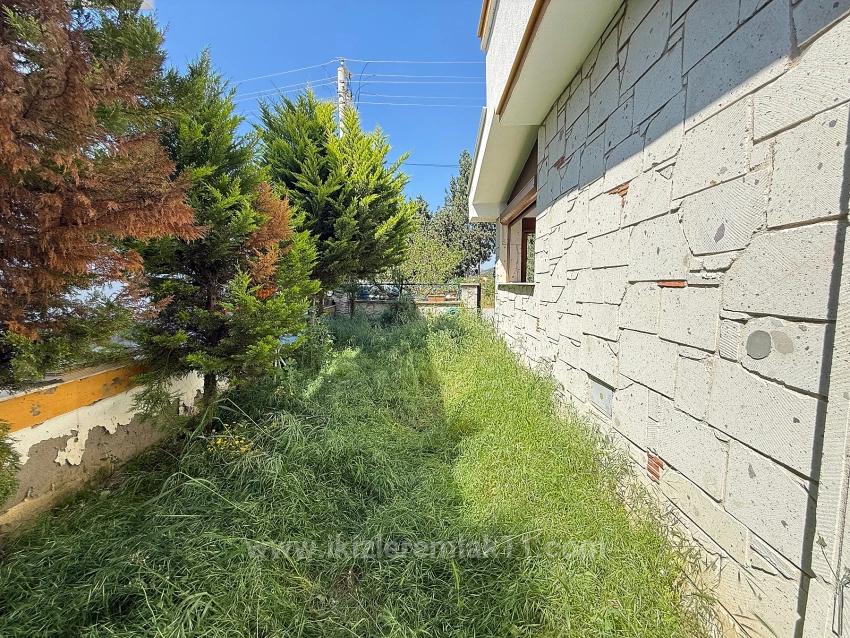 2+1 Voll Möblierte Villa Mit Garten In Doğanbey, Seferihisar Zu Verkaufen