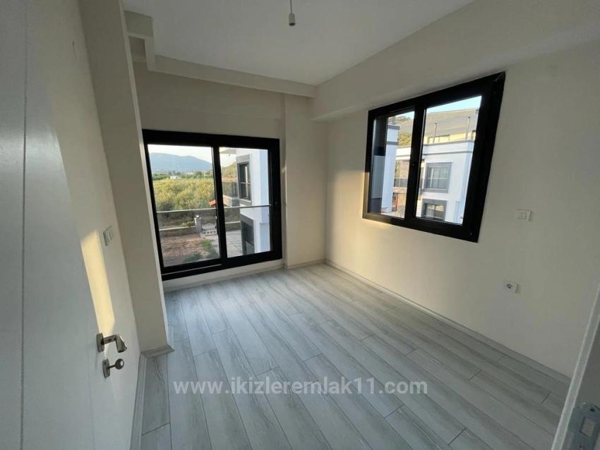 Brandneue Freistehende 3+1 Villa Mit Privatem Pool In Doğanbey, Seferihisar Zu Verkaufen.