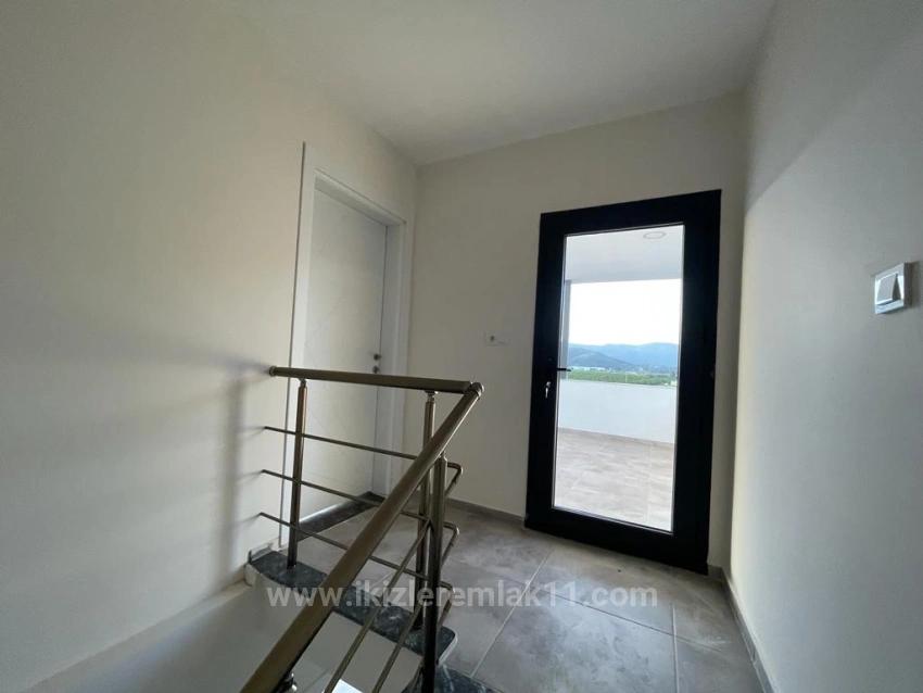 Brandneue Freistehende 3+1 Villa Mit Privatem Pool In Doğanbey, Seferihisar Zu Verkaufen.