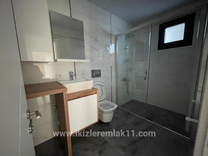 3+1-Zimmer Villa Zu verkaufen in Cumhuriyet Bz. Seferihisar Doğanbey - 180 m²