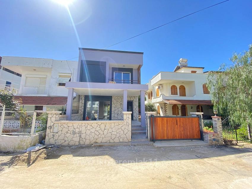 Brandneue, Freistehende Luxusvilla Mit 3 Schlafzimmern Und Einem Zusätzlichen Zimmer In Doğanbey, Seferihisar, Zu Verkaufen.