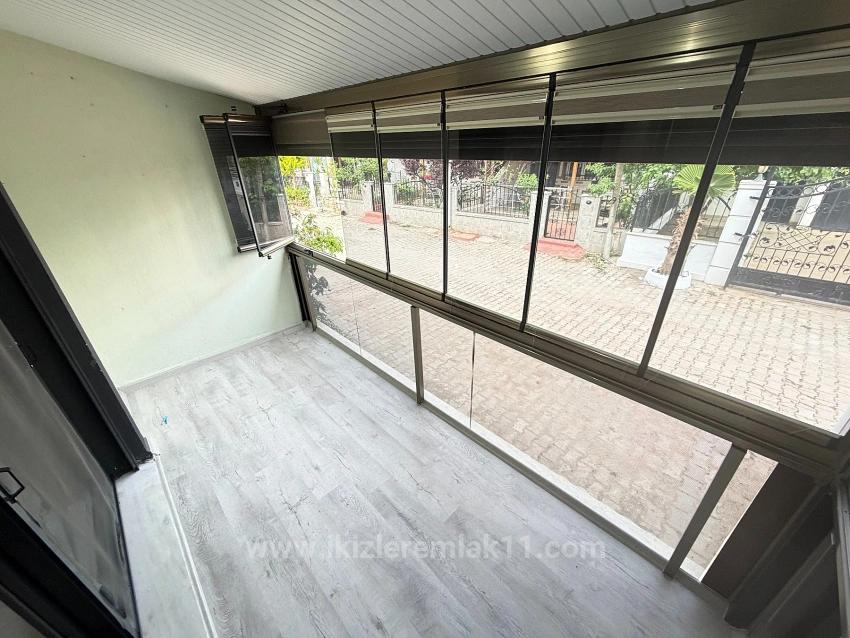 1+1 Erdgeschosswohnung In Ürkmez, 100 Meter Vom Meer Entfernt, Von İkizler.