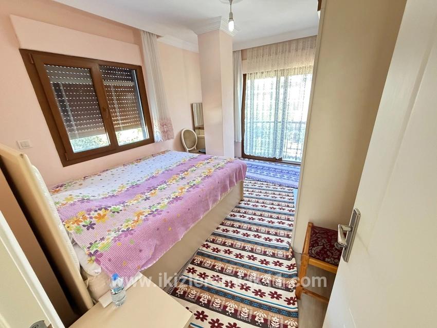 4+1-Zimmer Einfamilienhaus Zu verkaufen in Cumhuriyet Bz. Seferihisar Doğanbey - 300 m²
