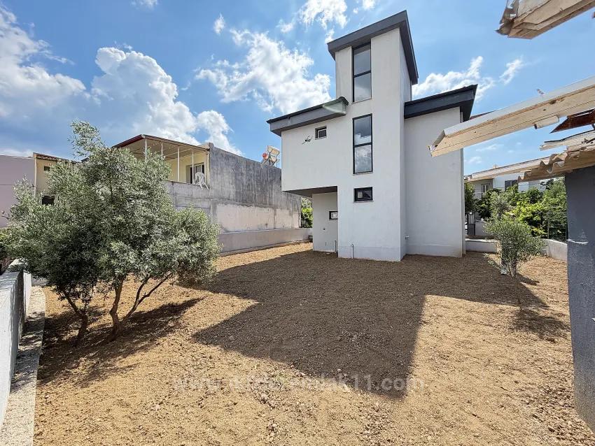 370 M² Garten, Freistehende 3+1-Zimmer-Villa In Meeresnähe In Doğanbey
