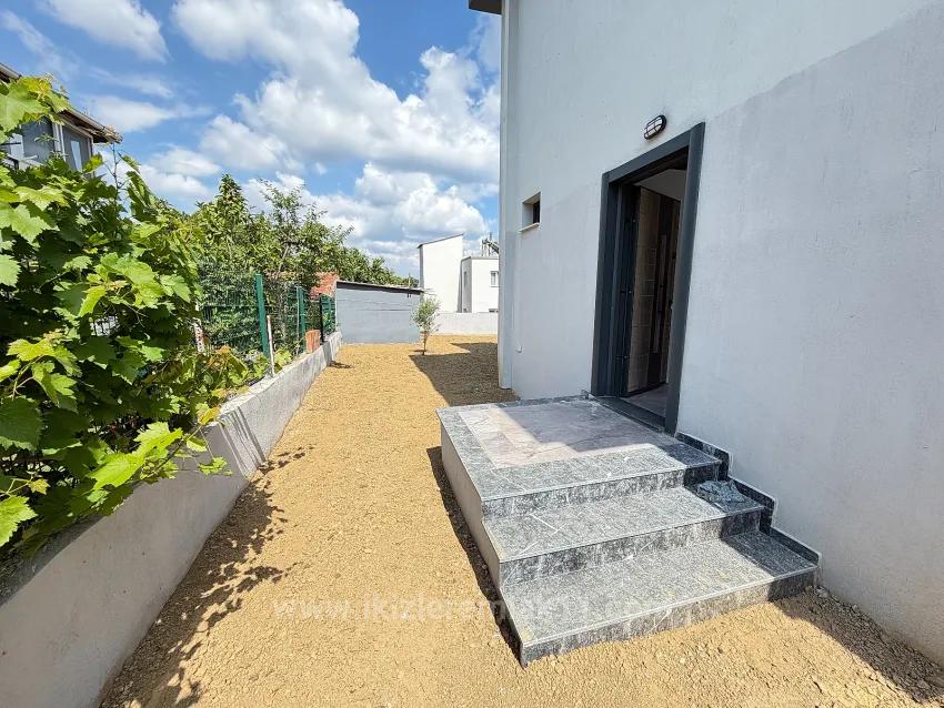 370 M² Garten, Freistehende 3+1-Zimmer-Villa In Meeresnähe In Doğanbey