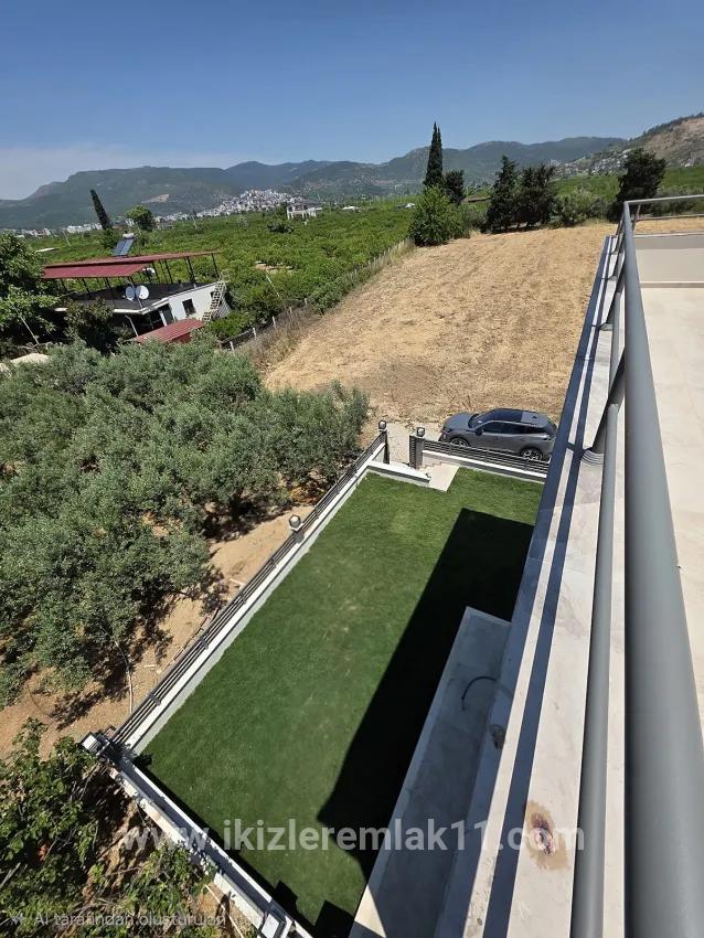 4+1-Zimmer Einfamilienhaus Zu verkaufen in Gümüldür İnönü Bz. Menderes Gümüldür - 160 m²