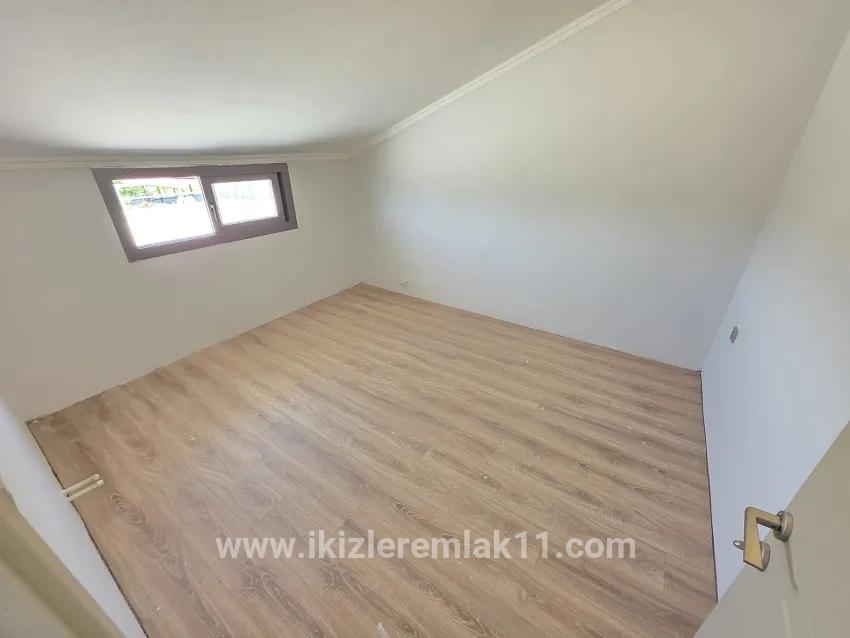 4+1-Zimmer Einfamilienhaus Zu verkaufen in Gümüldür İnönü Bz. Menderes Gümüldür - 160 m²