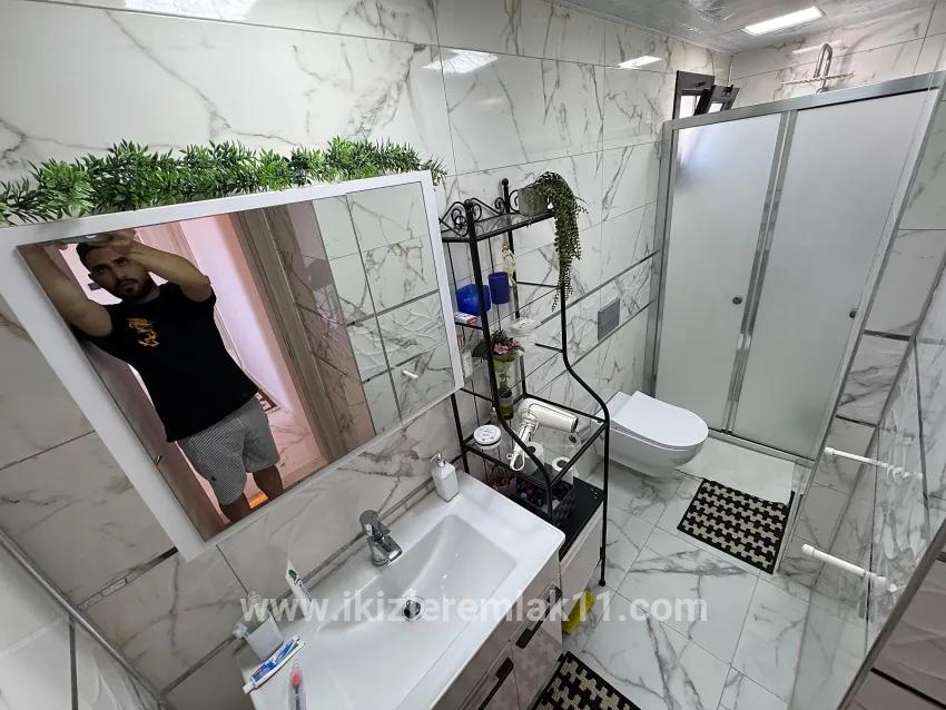 In Seferihisar Doğanbey zu verkaufen 3+1 geräumiges haus mit großem garten doppelhaushälfte Ferienhaus