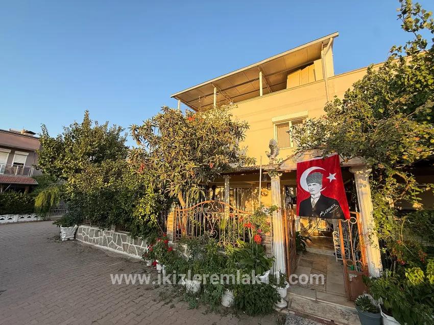 4+1-Zimmer Einfamilienhaus Zu verkaufen in Bengiler Bz. Seferihisar Ürkmez - 210 m²