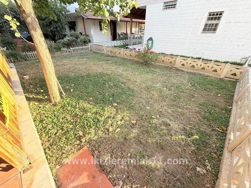 3+1-Zimmer Einfamilienhaus Zu verkaufen in Gümüldür Fevzi Çakmak Bz. Menderes Gümüldür - 180 m²