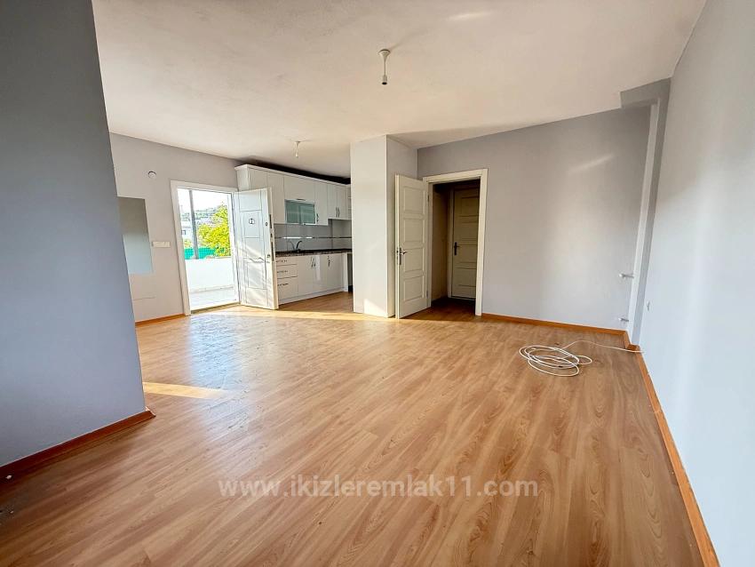 4+1 Villa Mit Großem Garten Zum Verkauf Im Seferihisar Doğanbey Center