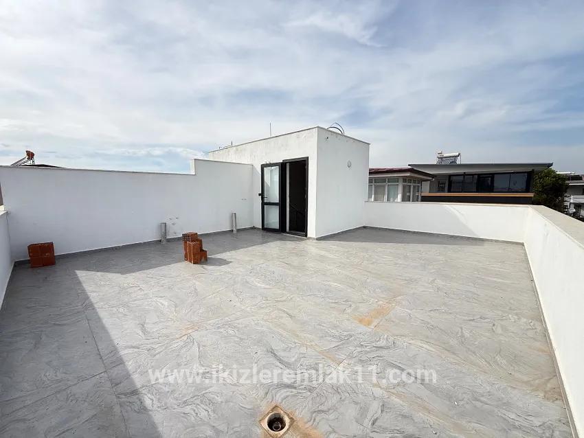 3+1-Zimmer Sommerhaus Zu verkaufen in Cumhuriyet Bz. Seferihisar Doğanbey - 180 m²