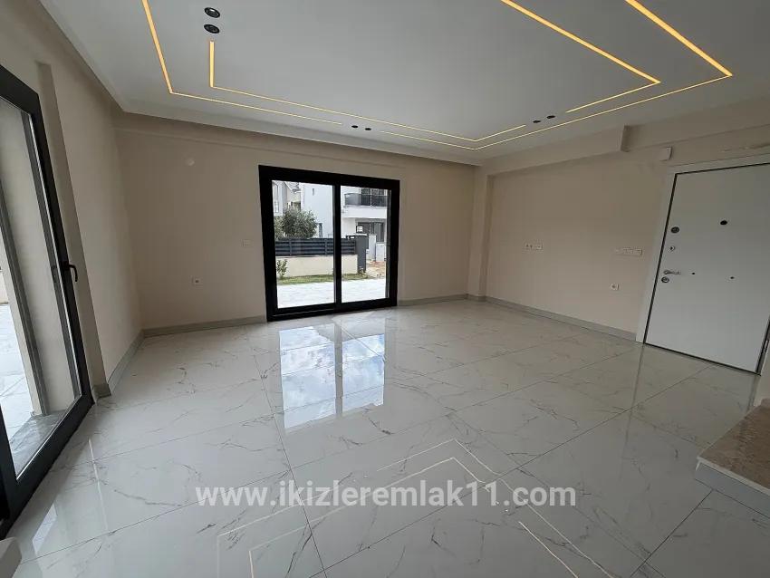 3+1-Zimmer Villa Zu verkaufen in Gümüldür Cumhuriyet Bz. Menderes Gümüldür - 180 m²