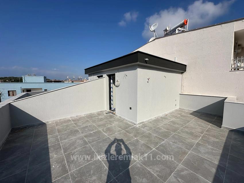 3+1 Maisonette-Villa Mit Neuem Garten Zum Verkauf Im Zentrum Von Seferihisar Ürkmez