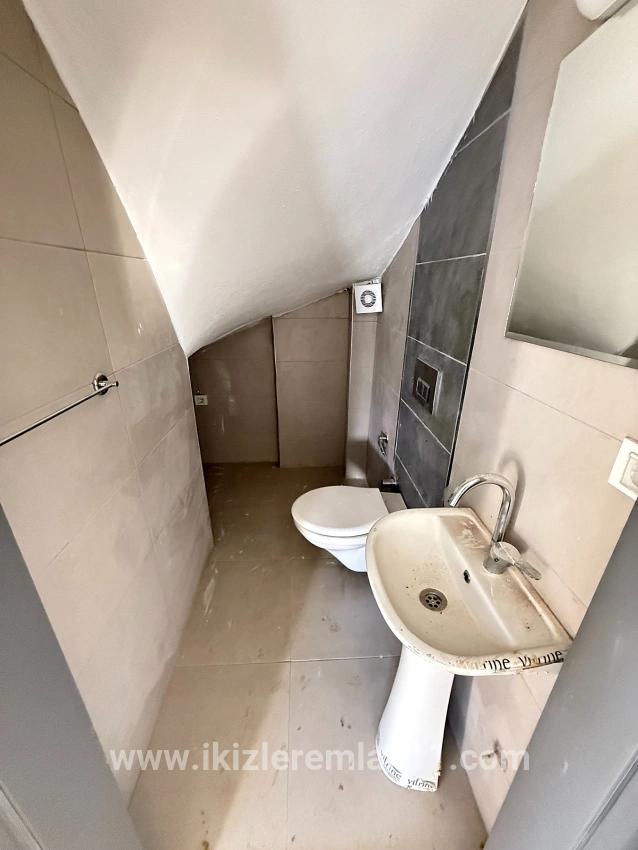 3+1-Zimmer Villa Zu verkaufen in Cumhuriyet Bz. Seferihisar Doğanbey - 180 m²