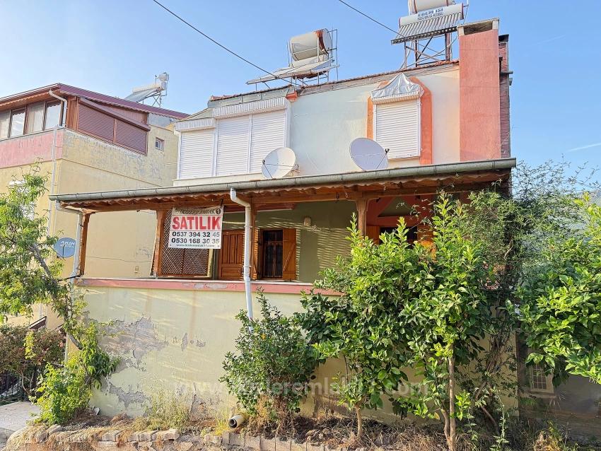 1+1 Wohnung Zum Verkauf 200 Meter Vom Meer Entfernt In Seferihisar Ürkmez