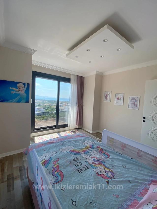 Freistehende Villa Mit 3+1 Schlafzimmern, Meerblick Und Pool In Seferihisar Doğanbey Zu Verkaufen