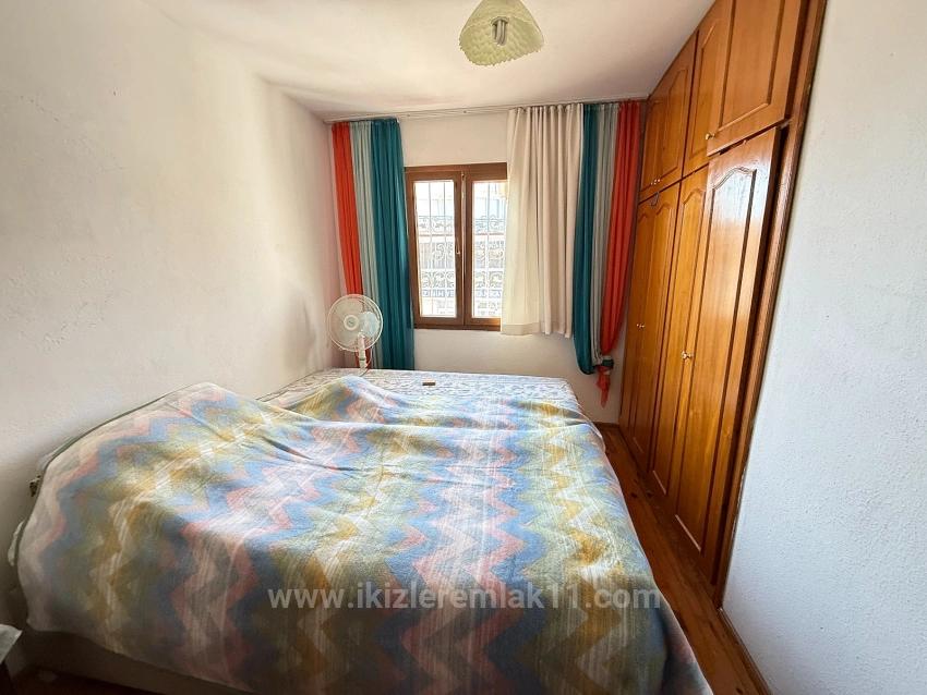 3+1 Villa Mit Garten Zum Verkauf Am Meer In Seferihisar Ürkmez