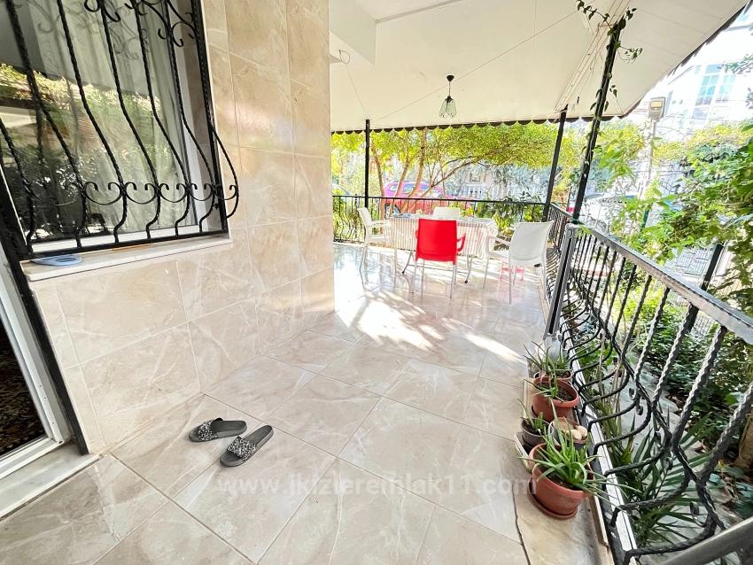 Freistehende 4+1-Maisonette-Villa Zum Verkauf In Seferihisar Doğanbey