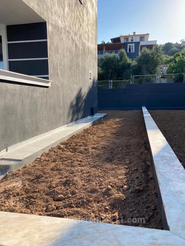 Freistehende Luxusvilla (3+1 Zimmer) Zum Verkauf In Seferihisar Doğanbey