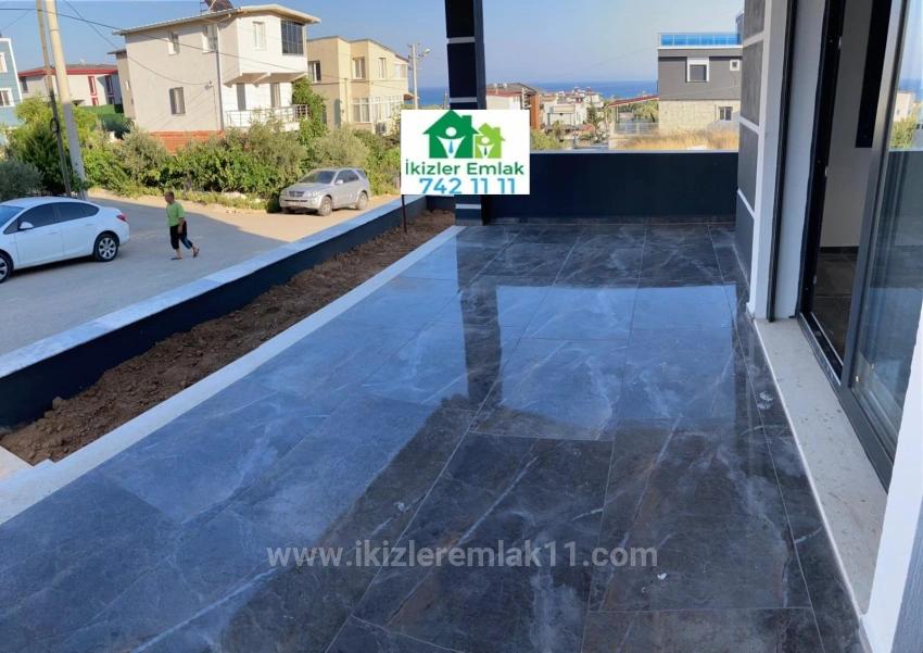 Freistehende Luxusvilla (3+1 Zimmer) Zum Verkauf In Seferihisar Doğanbey