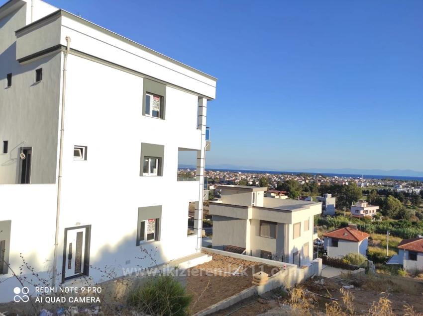 Freistehendes Ferienhaus (4+2) In Doğanbey Zu Verkaufen, Inmitten Der Natur Mit Freiem Meerblick