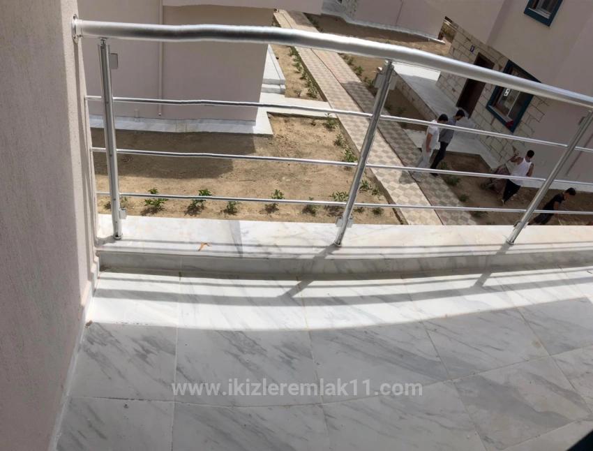 3+1 Brandneue Freistehende 3+1 Villa Zum Verkauf In Seferihisar Doğanbey