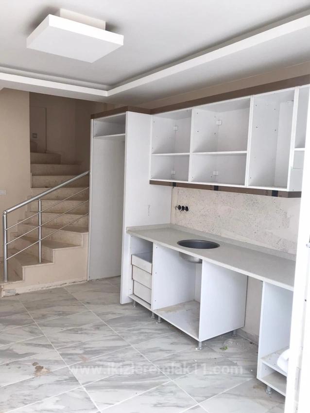 3+1 Brandneue Freistehende 3+1 Villa Zum Verkauf In Seferihisar Doğanbey