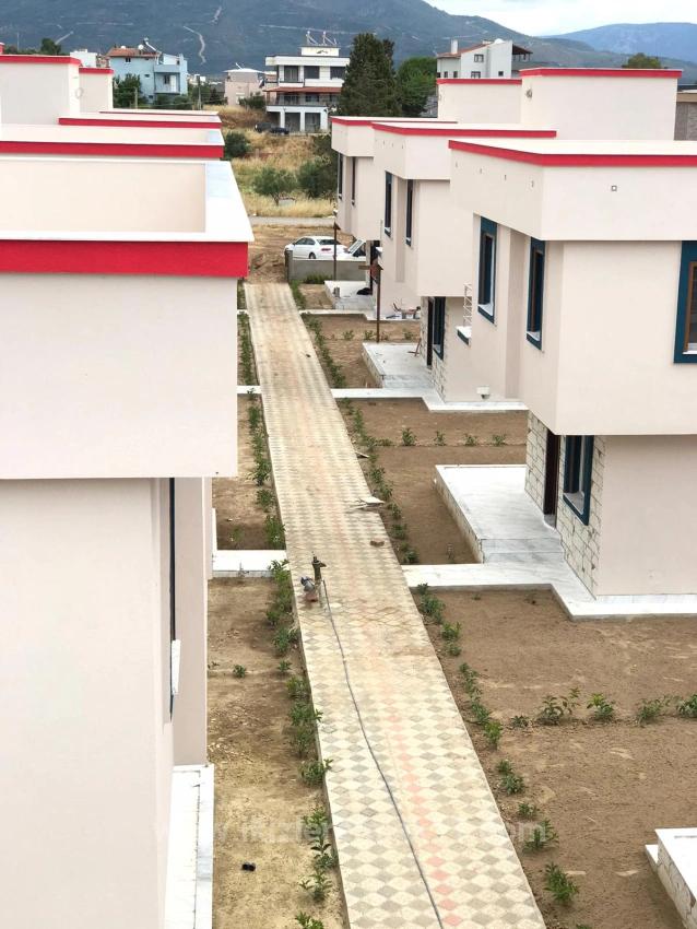 3+1 Brandneue Freistehende 3+1 Villa Zum Verkauf In Seferihisar Doğanbey