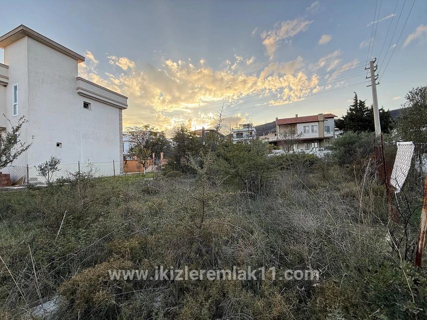 Land Zu verkaufen in Atatürk Bz. Seferihisar Doğanbey - Gehäuse-Zonierung - 285 m²