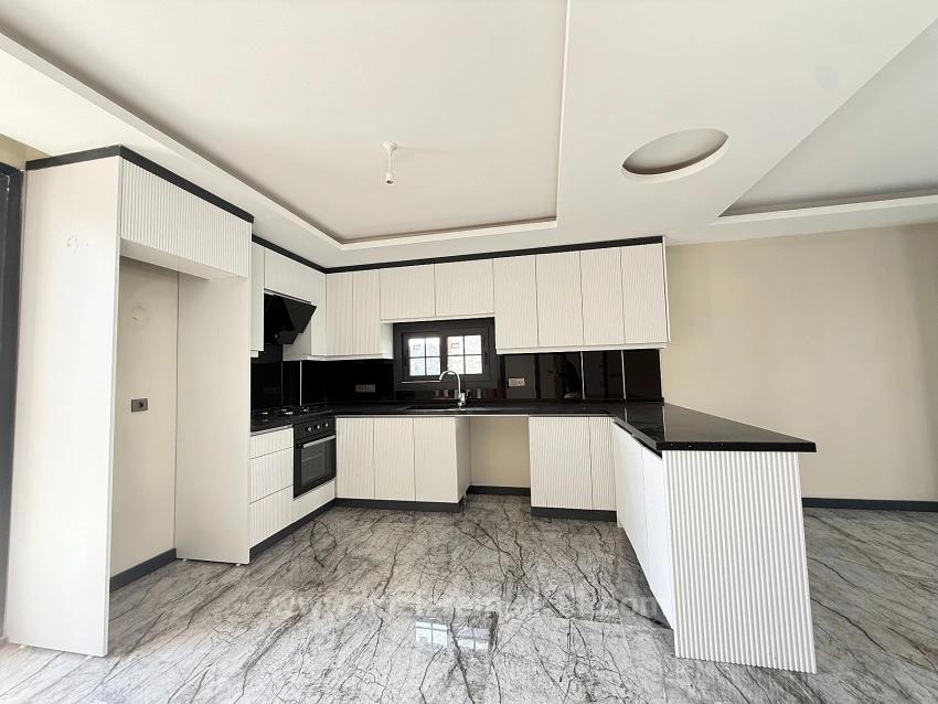 Brandneue, Freistehende Luxusvilla Mit Pool In Seferihisar Doğanbey Zu Verkaufen