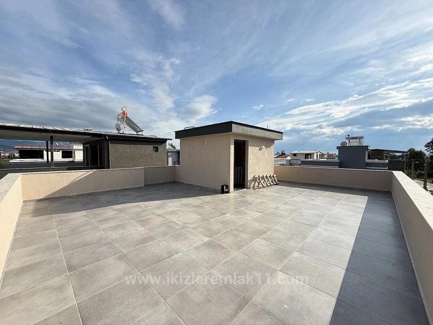 Brandneue, Freistehende Luxusvilla Mit Pool In Seferihisar Doğanbey Zu Verkaufen