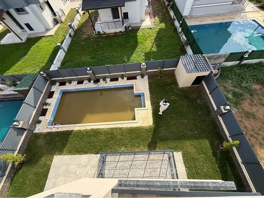 Brandneue, Freistehende Luxusvilla Mit Pool In Seferihisar Doğanbey Zu Verkaufen