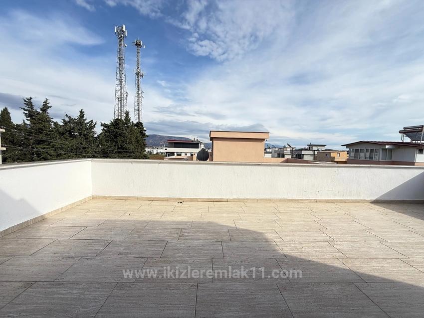 3 + 1 Brandneue Villa Mit Großem Garten Zum Verkauf In Seferihisar Doğanbey