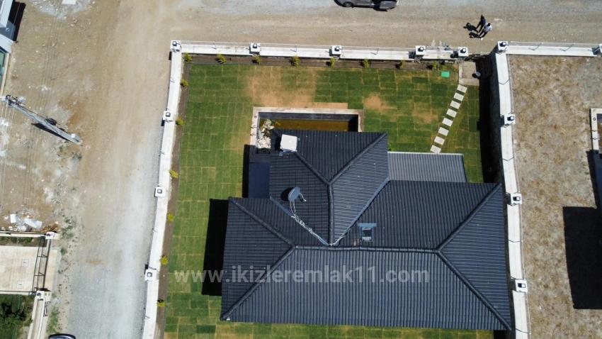 4+1 Villa Mit Privatem Pool Und Luxuriösem Kamin In Seferihisar, Akarca Zu Verkaufen