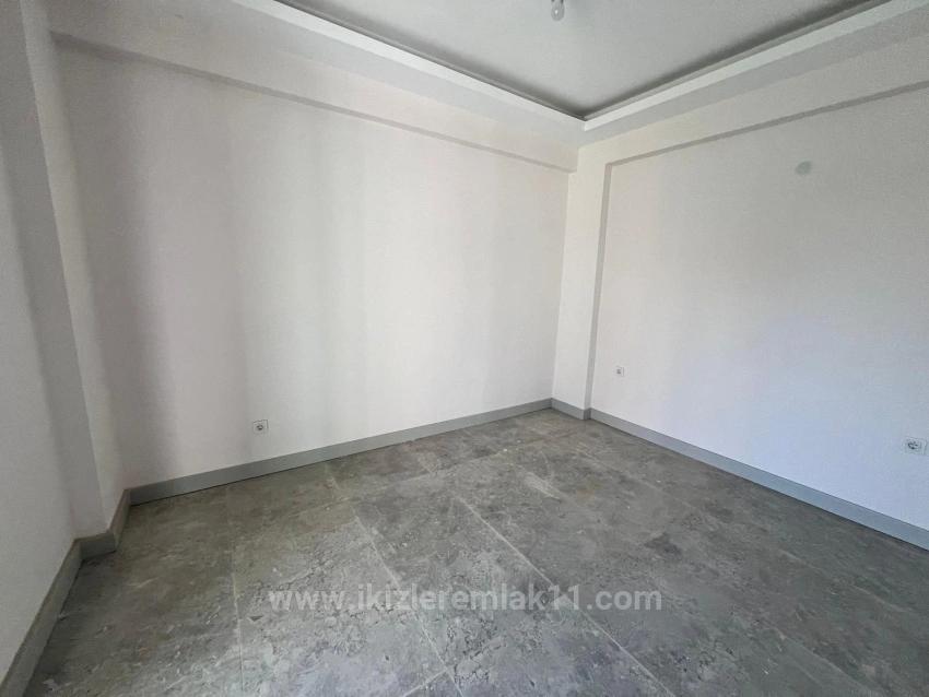 4+1 Villa Mit Privatem Pool Und Luxuriösem Kamin In Seferihisar, Akarca Zu Verkaufen