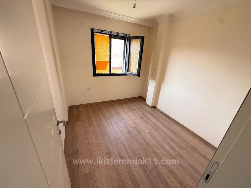 Brandneue 3+1-Maisonette-Villa/Sommerhaus Zum Verkauf In Doğanbey, Seferihisar.