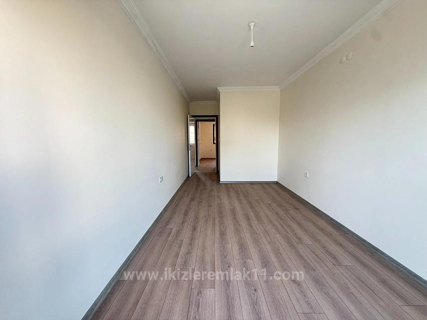 Brandneue 3+1-Maisonette-Villa/Sommerhaus Zum Verkauf In Doğanbey, Seferihisar.