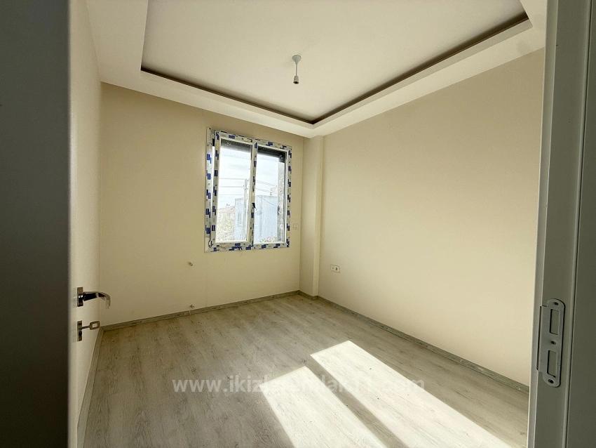 Nur Brandneue Freistehende 3+1-Zimmer-Villa Mit Garten In Doğanbey, Seferihisar Zu Verkaufen.