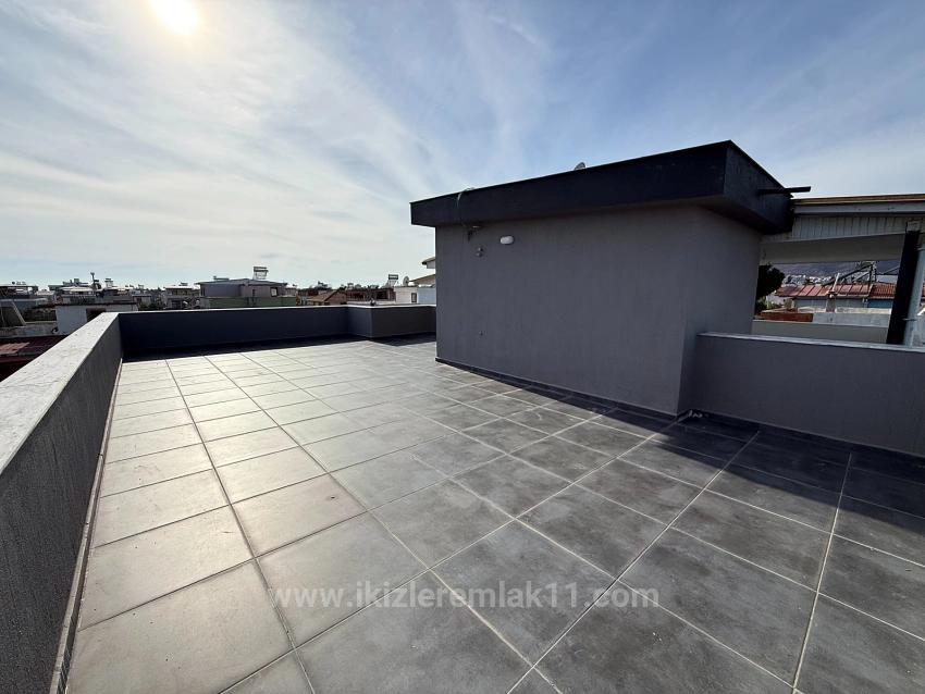 Nur Brandneue Freistehende 3+1-Zimmer-Villa Mit Garten In Doğanbey, Seferihisar Zu Verkaufen.