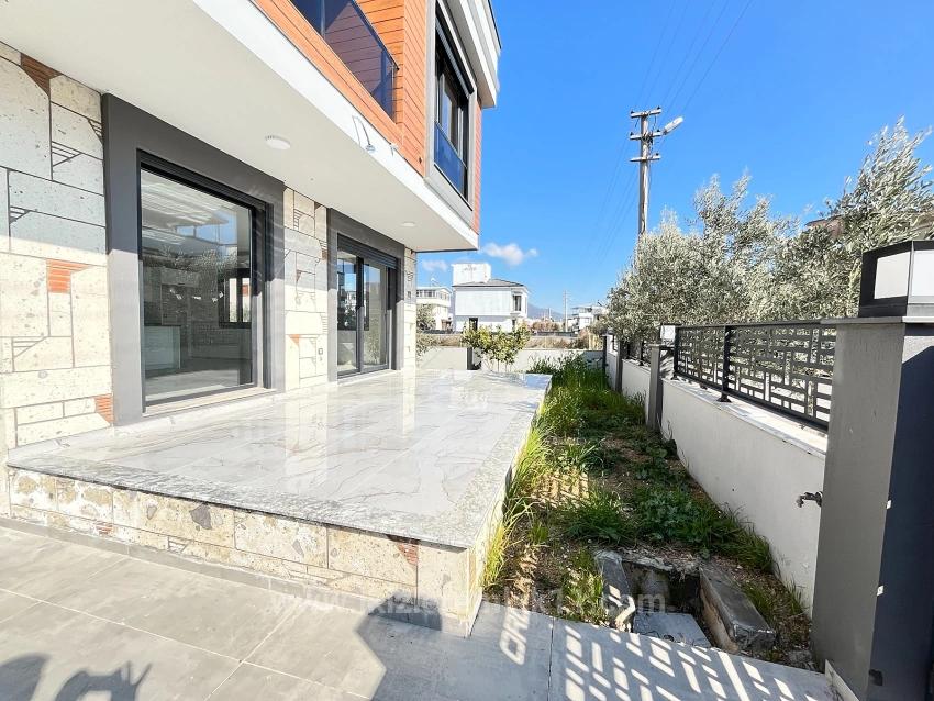 Brandneue, Freistehende, Geräumige 3+1-Zimmer-Villa In Ürkmez Doğanbey Zu Verkaufen