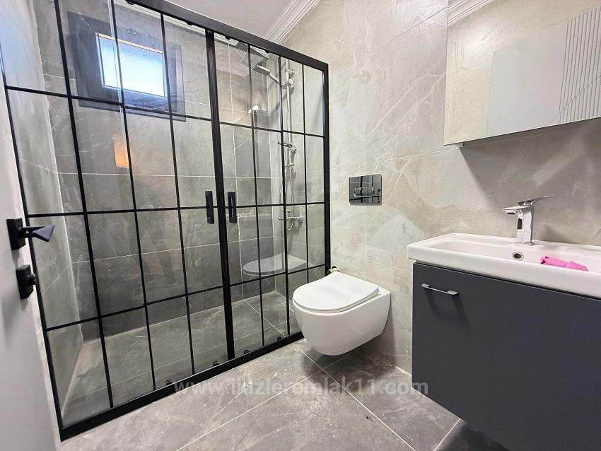 Luxuriöse, Brandneue 3+1-Zimmer-Villa Mit Garten In Meeresnähe In Doğanbey, Seferihisar, Zu Verkaufen.