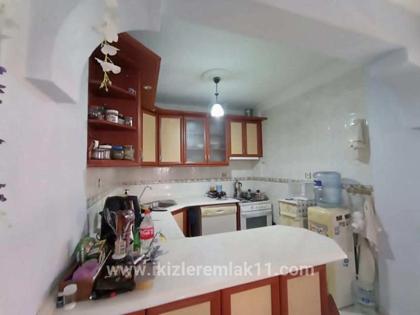 6+1-Zimmer Einfamilienhaus Zu verkaufen in Cumhuriyet Bz. Seferihisar Doğanbey - 200 m²